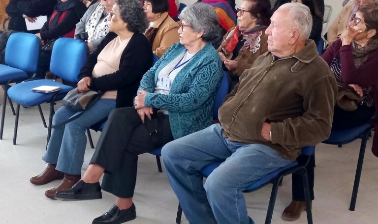 Adultos Mayores de Illapel se informan sobre Proyectos de Reforma de Pensiones y Envejecimiento activo, digno y saludable