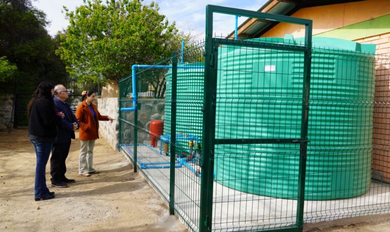 Colegio Quebrada de Talca dispondrá de sistema de respaldo de agua potable instalado por SLEP Elqui