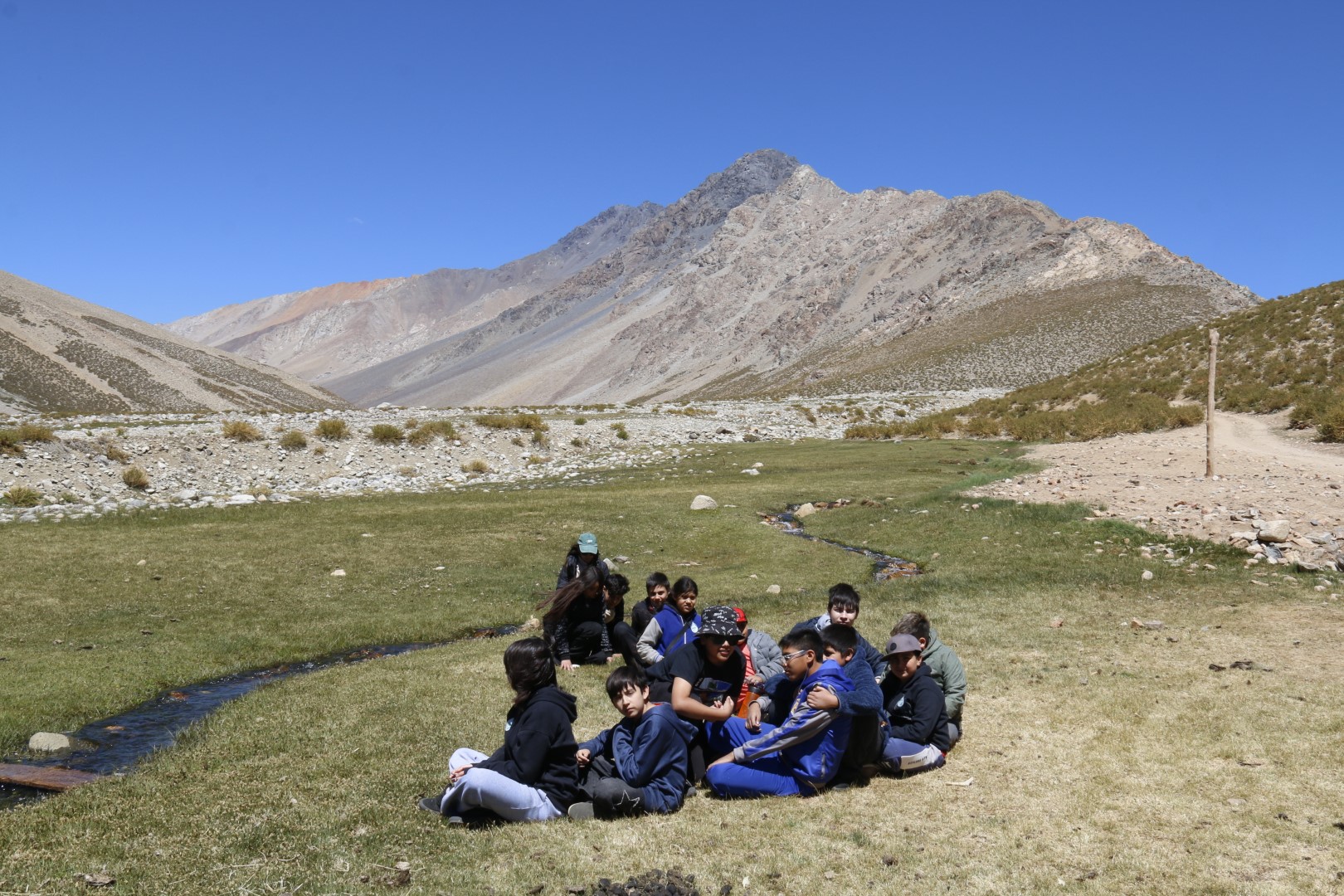 Hielos del Elqui: iniciativa educativa que une arte, ciencia y territorio en la exposición “Hidroclimas cambiantes”