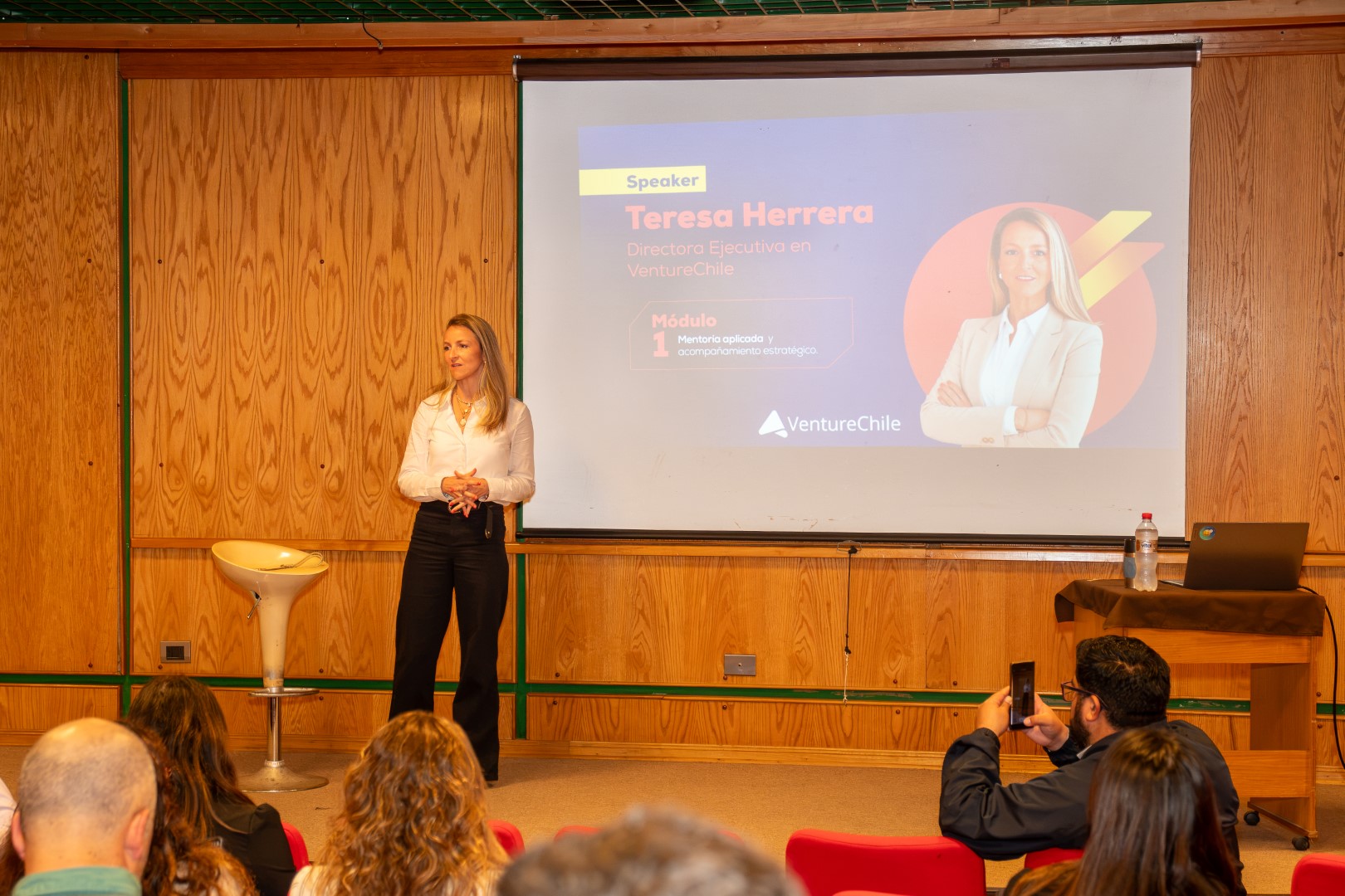 Nueva generación de mentores comenzó su formación para impulsar el emprendimiento en la Región de Coquimbo