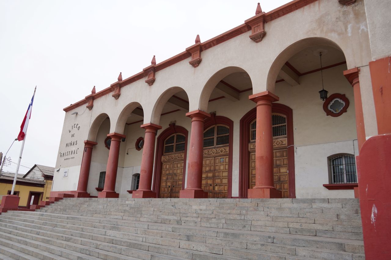 SLEP Elqui informa pronunciamiento de Contraloría sobre el Teatro del Liceo Gabriela Mistral de La Serena