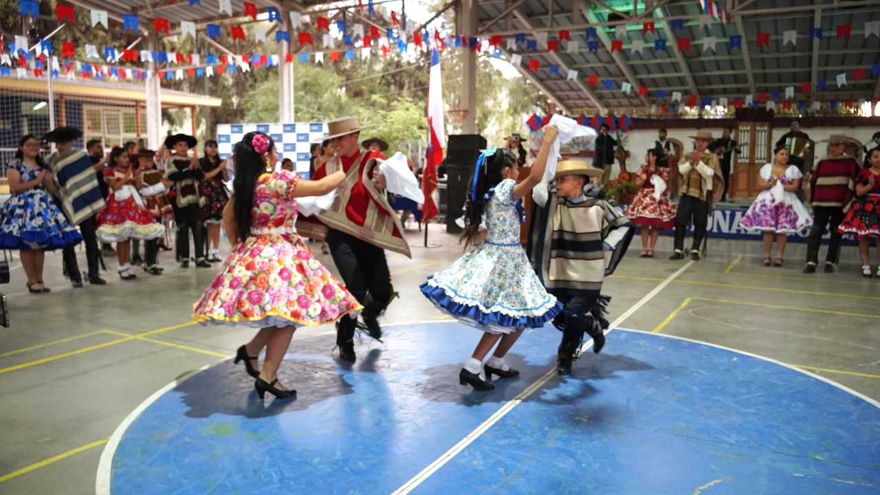 Una gran fiesta de talento y fraternidad se vivió en la 46° Muestra Comunal de Cueca Escolar de Vicuña